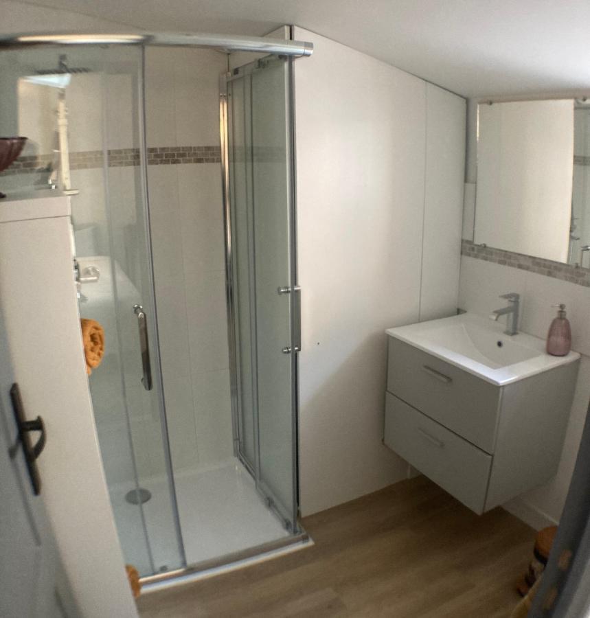 Le Celebrity Apartment Agen Bagian luar foto