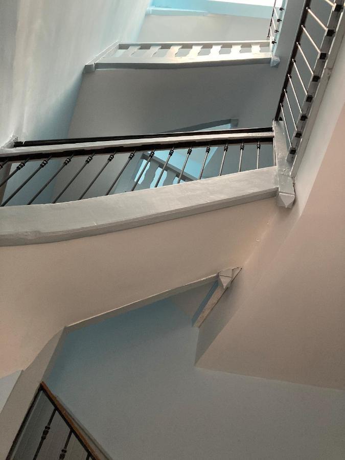 Le Celebrity Apartment Agen Bagian luar foto